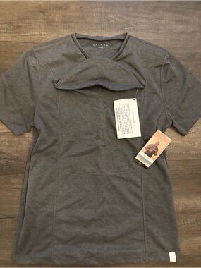 Men's Large Gray Baby Wearing Shirt